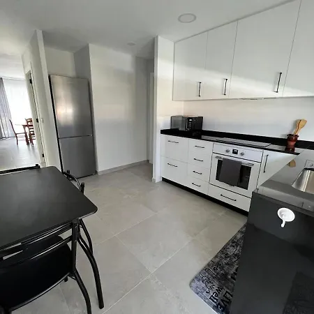An Five Minutes Away From The Appartement